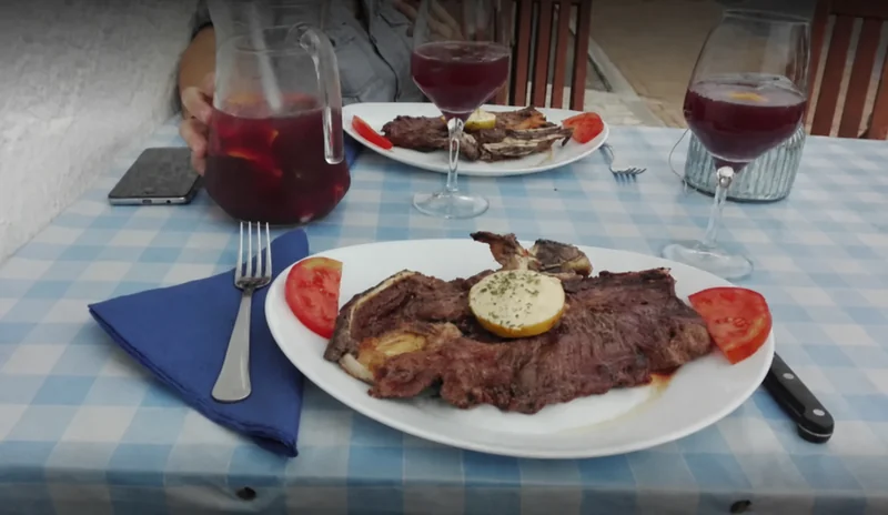 Ambiente acolhedor de O Farol da Serra